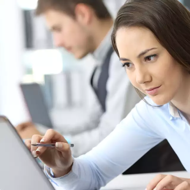 How CLM technology solves the 3 p's of contract management
